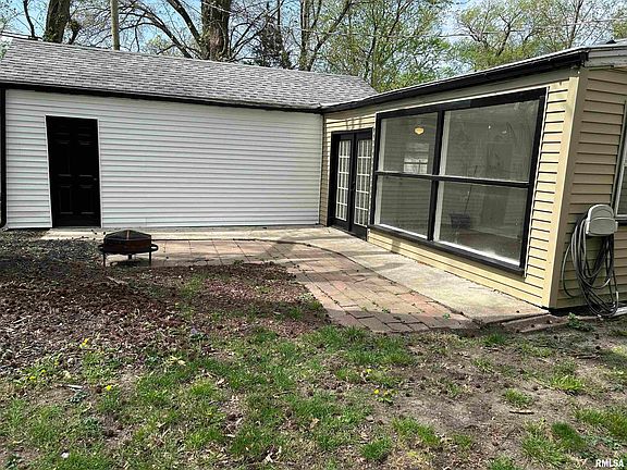 2nd image of 10 Reed Ct