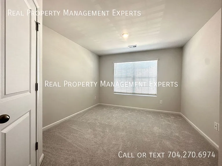 13123 Cottage Crest Ln — Photo 14