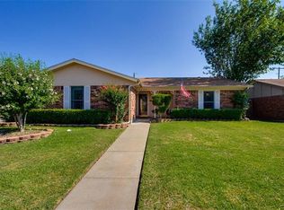 6540 Brookside Dr, Watauga, TX 76148