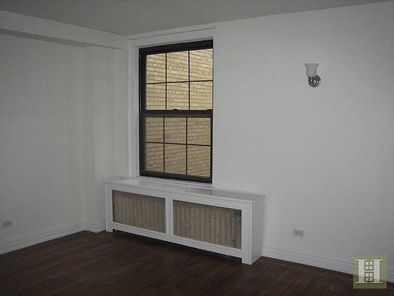 5th image of 15 Park Ave APT 6A