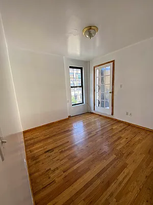 Rented by The Brokerage Group LLC | media 12