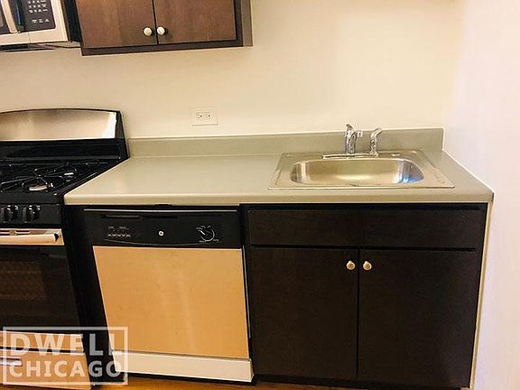 4th image of 1500 N Kedzie Ave #1536