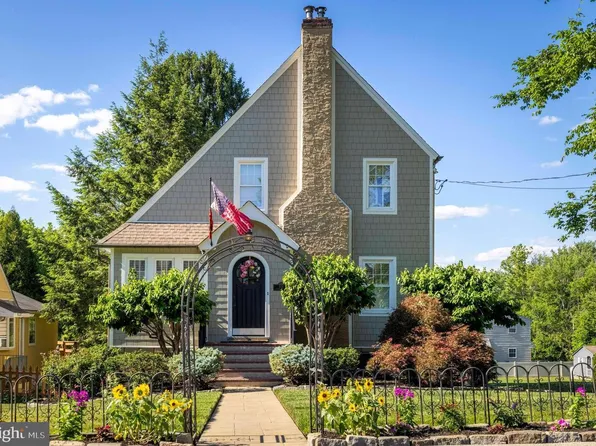608 Randolph Ave, Fort Washington, PA 19034