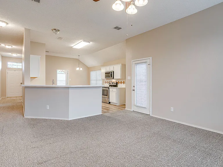 8136 Zion Trl — Photo 11