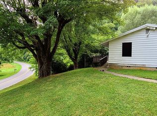 912 S Shiloh Rd, Seymour, TN 37865