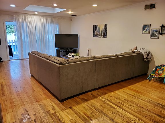 5th image of 12721 Cumpston St