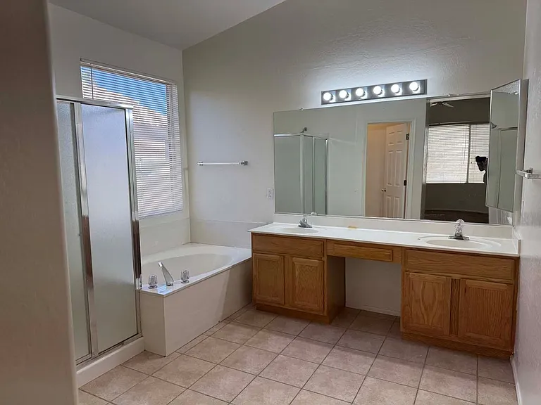 7339 E Lakeview Ave — Photo 9
