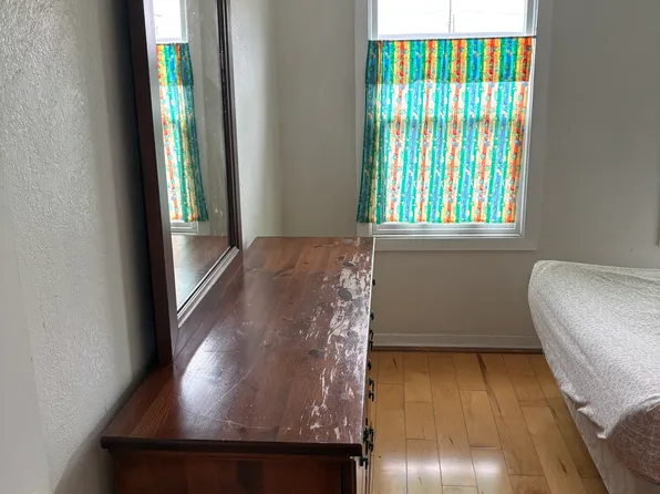 (undisclosed Address), Los Angeles, CA 90003