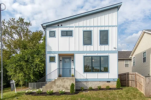 1715 Kellow St Photo 1