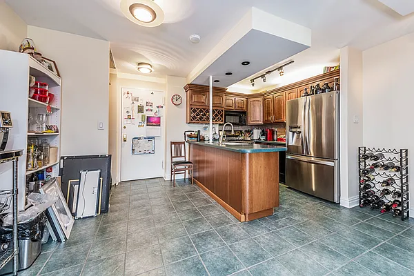 Sold by SBNY RE | media 5