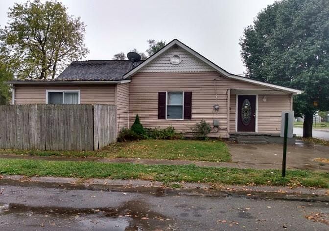 1st image of 498 Melvin Cox Ave
