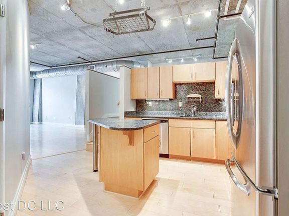 2nd image of 301 Massachusetts Ave NW APT 201