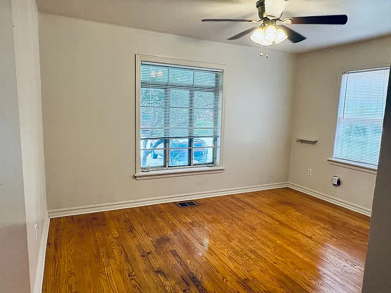 5305 N Walker Ave — Photo 10