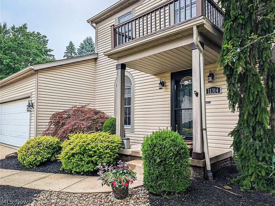 Bán 11314 Radburne Ave NW, Uniontown, OH 44685 | Zillow