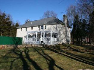 15 Partridge Run, East Greenwich, RI 02818