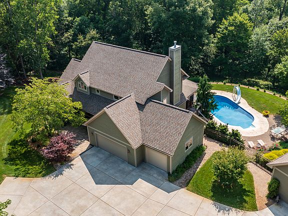 5th image of 8168 Fernwood Dr