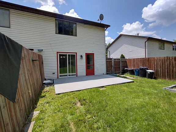 4th image of 214 Valley Stream Dr