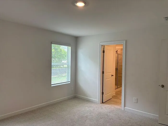 424 Luna Ln — Photo 20