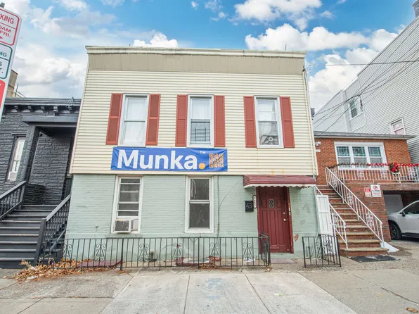 3653 Kennedy Boulevard image 1 of 18