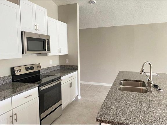 3rd image of 10828 Sage Canyon Dr