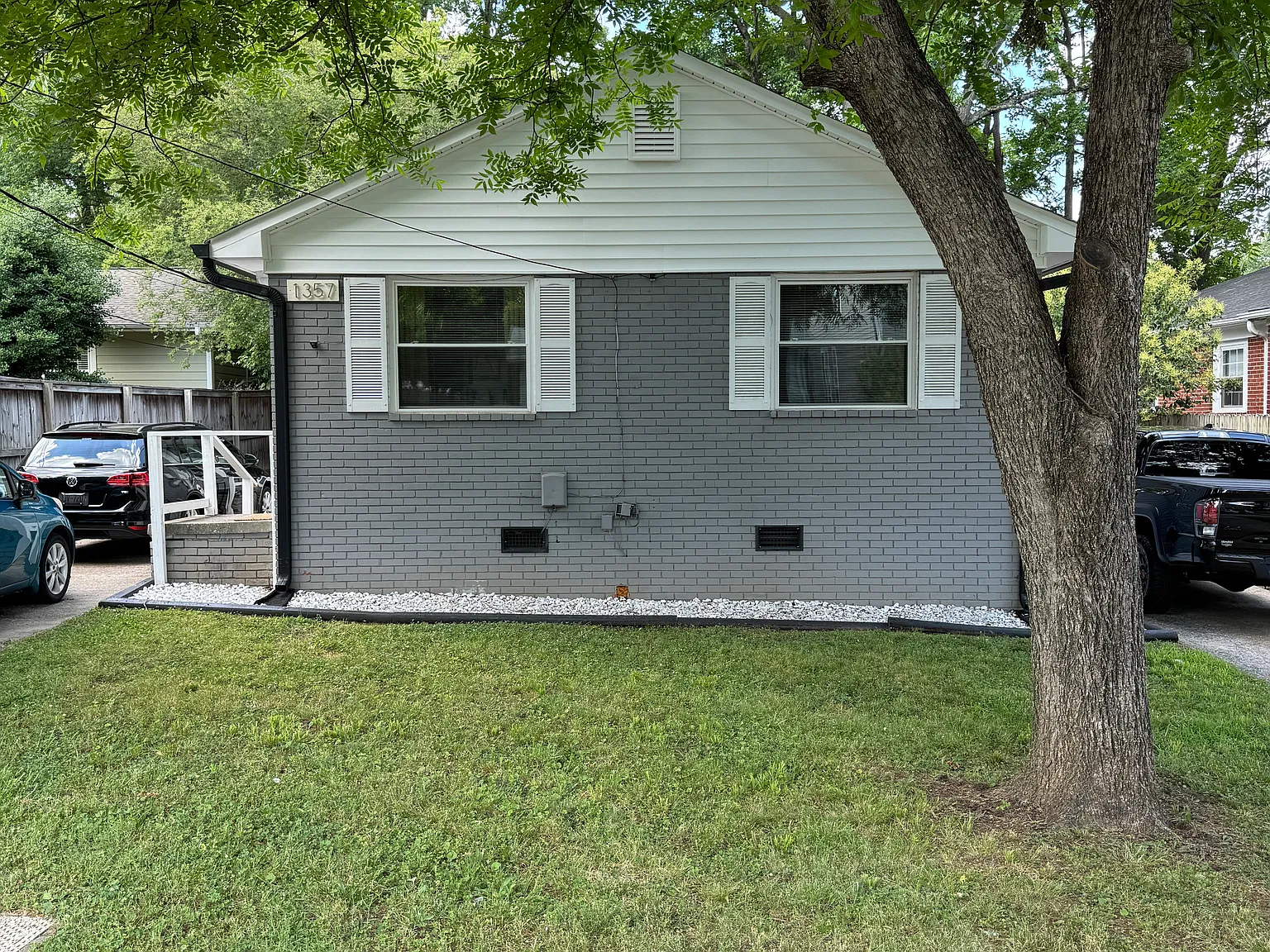 2 bed, 630 sqft, $1,600 — Photo 2