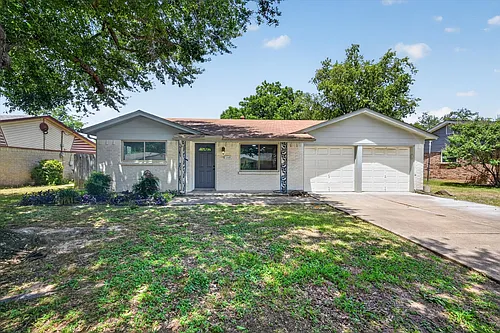 913 Russell Ln Photo 1
