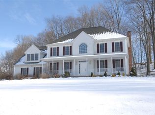 14 Pond Meadow Pl, Middlefield, CT 06455