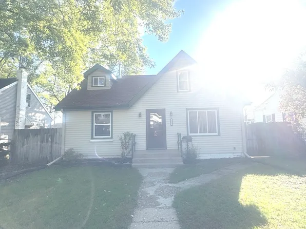 5137 Illinois St, Loves Park, IL 61111