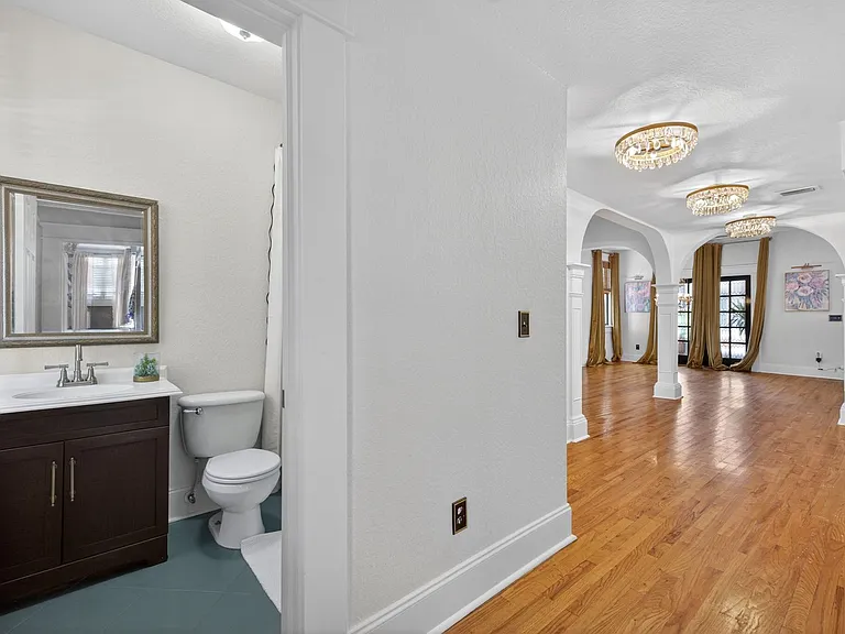 2904 N Jefferson St — Photo 22