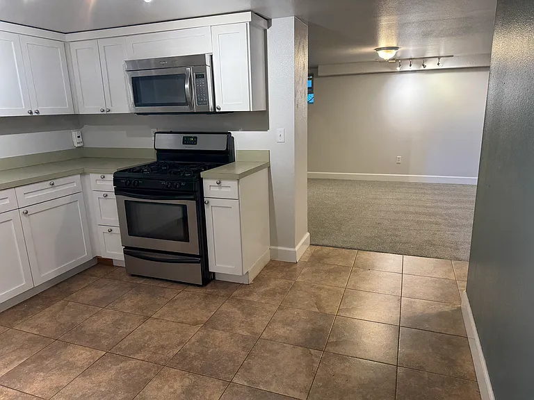 5422 S Nevada St #B — Photo 3