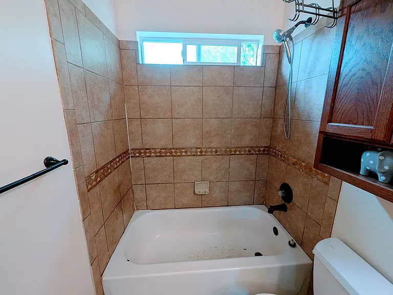 749 Country Club Dr — Photo 16