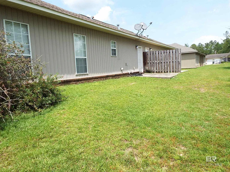 33064 Stables Dr #B — Photo 17