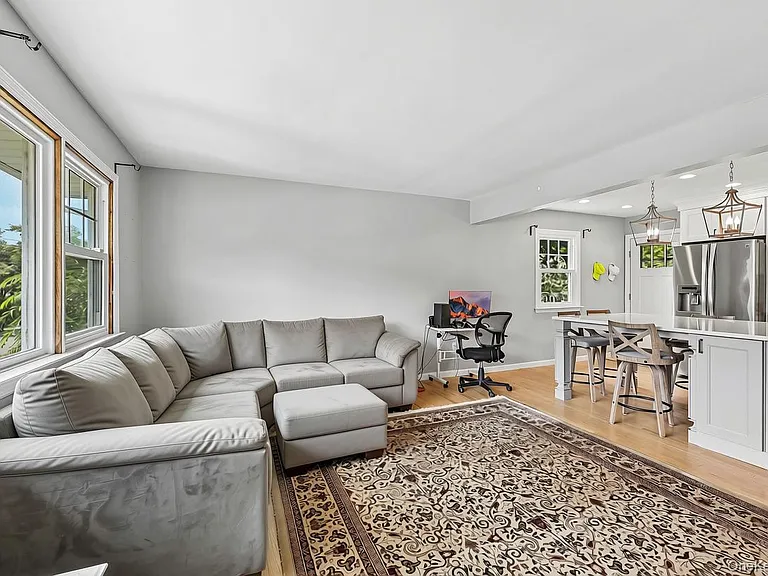 41 Sheldon Ave — Photo 7