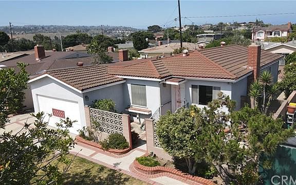 4th image of 22821 Ladeene Ave
