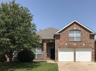 8018 Shoshoni Dr, Arlington, TX 76002