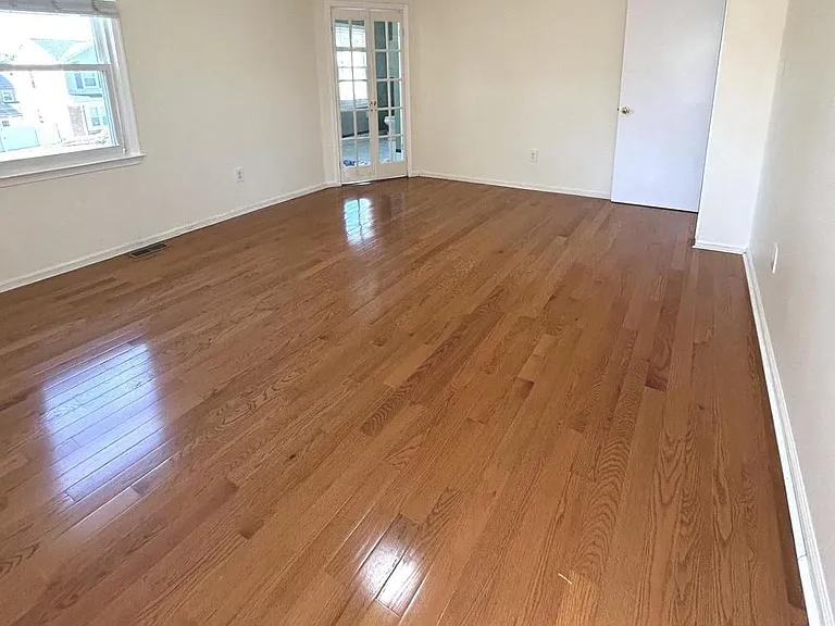 1321 Butterfield Ln — Photo 6
