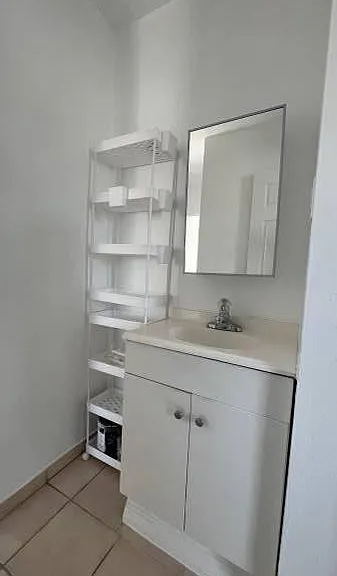 1668 Arlington Ave #7 — Photo 8