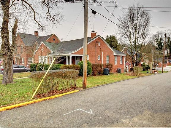 4th image of 502 Highland Ave
