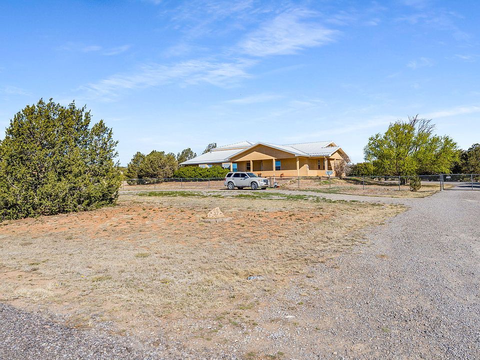 1st image of 37 Sage Ln