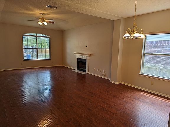 5th image of 1330 Canyon Parke Dr