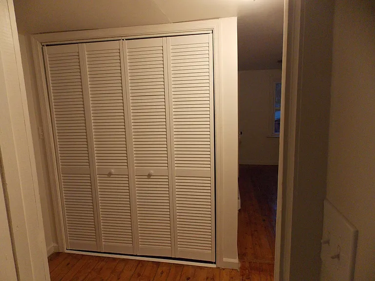 270 Wellington Rd — Photo 35