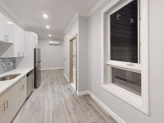 4th image of 340 Westside Ave #505