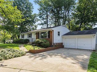 612 Yeonas Dr SW, Vienna, VA 22180