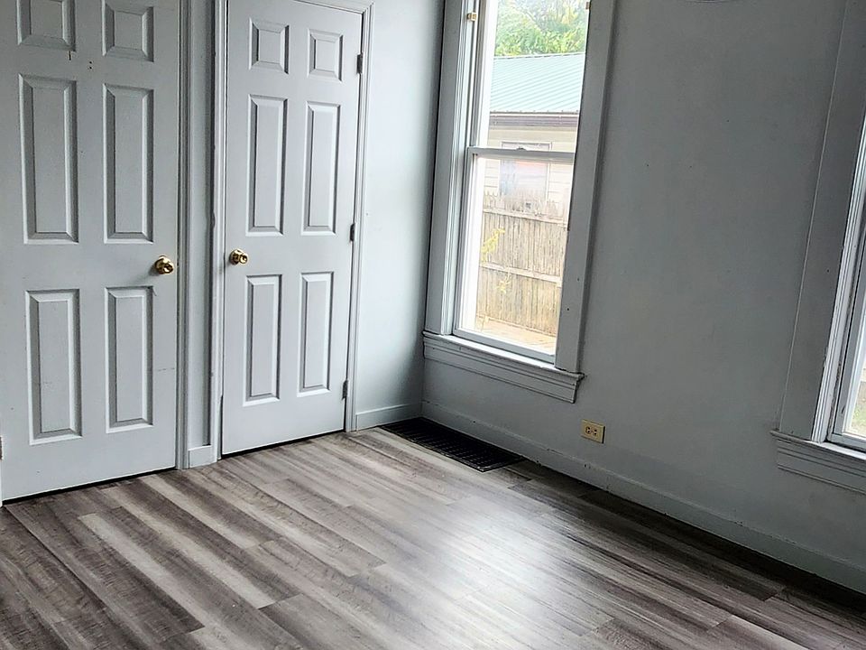 1st image of 232 Hudson Ave #232