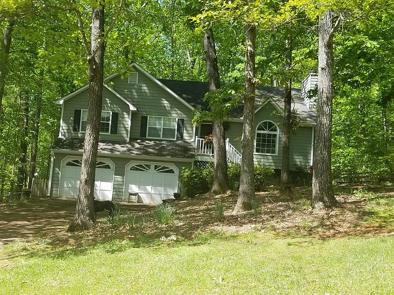 2nd image of 1520 Towne Harbor Ln