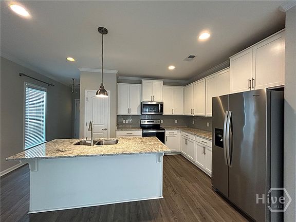 3rd image of 223 Sonoma Dr
