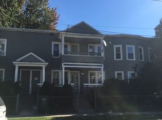 71 Middlesex St, Springfield, MA 01109