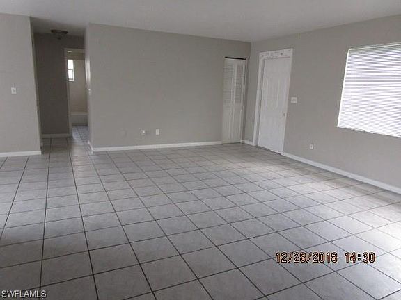 3rd image of 421 NE 12th Ct