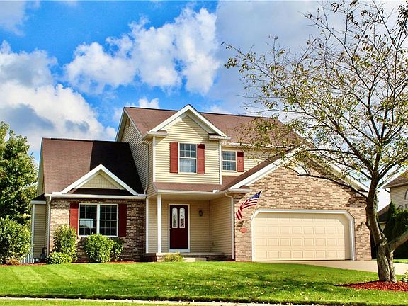 3rd image of 1112 Aubrey Cir