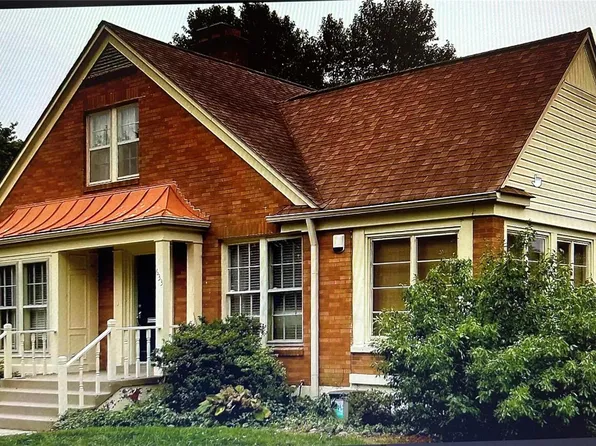 633 Moore Ave, Sikeston, MO 63801